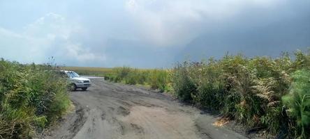 Sehen Sie die natürliche Schönheit des Mount Bromo, Indonesien foto