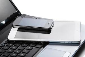 Laptop, Tablet und Smartphone foto