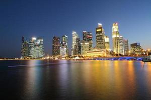 Singapur Nachtskyline foto