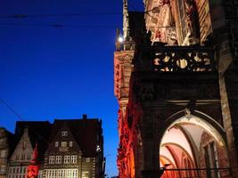 die stadt bremen bei nacht foto