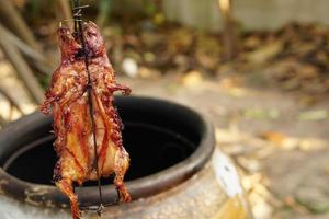 ratte in einem glas, thailändisches essen foto