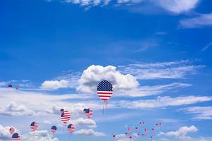 Flagge der Vereinigten Staaten von Amerika auf Ballon foto