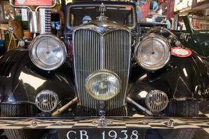 bourton-on-the-water, gloucestershire, uk, 2017. riley adelphi 1938 im motormuseum foto