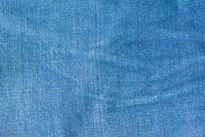 die saubere Beschaffenheit der blauen Jeans oder des blauen Denims. foto