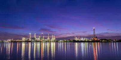 Ölraffinerie in Bangkok, Thailand foto