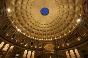 nachts im Pantheon