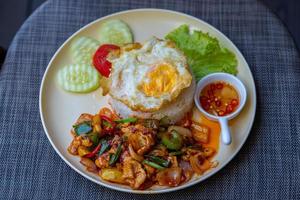 Hühnereier, thailändisches Mittagsmenü foto