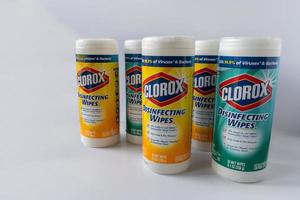 Vereinigte Staaten - 20. März 2020 Bekämpfung des Corona-Virus mit Clorox-Desinfektionstüchern foto