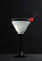 Cocktail in Martini-Glas foto