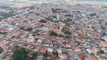 Luftaufnahme der Stadt Guaxupe foto