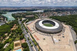 minas gerais, brasilien, april 2020 - luftaufnahme des stadions governador magalhaes pinto foto
