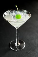 Cocktail mit Eis foto