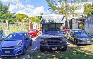 playa del carmen quintana roo mexiko 2022 typische straße und stadtbild von playa del carmen mexiko. foto