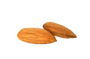 leckere Mandeln Nüsse isoliert auf weißem Hintergrund foto