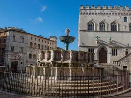 perugia italien 2022 palazzo balducci sitz des gemeinderates foto