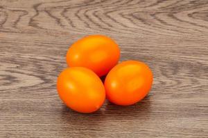 schmackhaftes Gemüse - gelber Tomatenhaufen foto