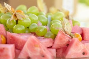 Trauben, Wassermelone, Physalis, Kiwi foto