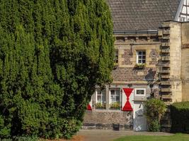 die stadt maastricht an der maas in den niederlanden foto