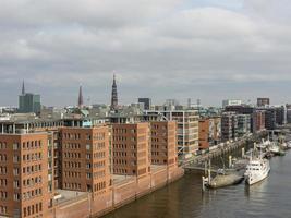 die stadt hamburg an der elbe foto