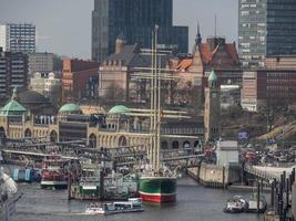 die stadt hamburg an der elbe foto