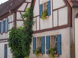 die kleine stadt kandel in der deutschen pfalz foto