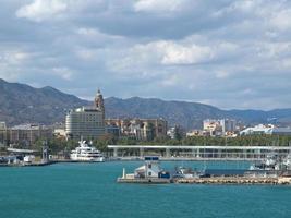 die stadt malaga in spanien foto