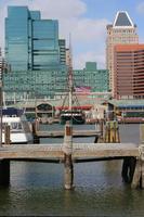 alt und neu - Baltimore Innenhafen Nord foto