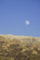 Berglandschaft Winter Mondaufgang foto
