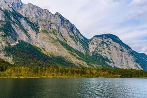 königssee mit alpen, königssee, nationalpark berchtesgaden, bayern, deutschland foto