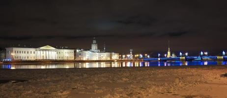 Nacht Saint-Petersburg.