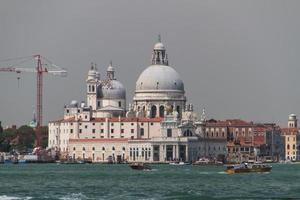 die basilika santa maria della salute in venedig foto