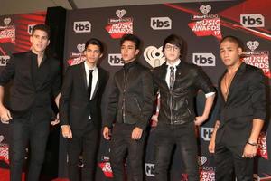 Los Angeles, 5. März - Cnco, Zabdiel de Jesus, Erick Brian Colon, Joel Pimentel, Christopher Velez, Richard Camacho bei den iHeart Music Awards 2017 im Forum am 5. März 2017 in Los Angeles, ca foto