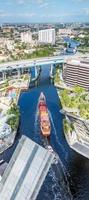 Miami River Frachtgeschäft foto