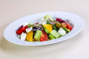traditioneller griechischer salat