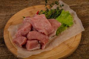 rohes Schweinefleisch zum Braten foto