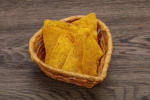 mexikanisches knuspriges Mais-Nachos-Dreieck foto