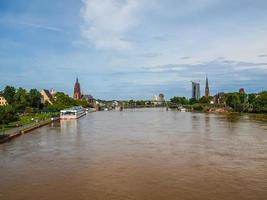 hdr-ansicht von frankfurt, deutschland foto