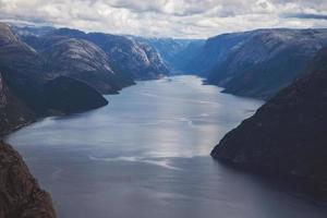 Bunte Bergszenen in Norwegen. schöne Landschaft von Norwegen, Skandinavien. Norwegen Berglandschaft. Natur im Sommer. foto