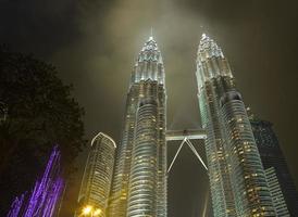 Zwillingstürme in Kuala Lumpur (Malaysia) foto