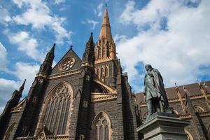 Saint Patrick Cathedral die größte Kirche in Melbourne, Bundesstaat Victoria in Australien. die mutterkirche der katholischen erzdiözese melbourne. foto