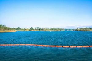 Panorama des Karangkates-Staudamms Malang Ost-Java foto