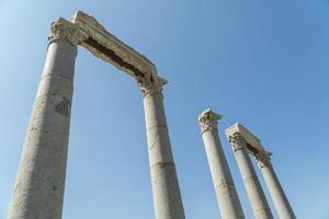 die historische Agora und Säulen foto