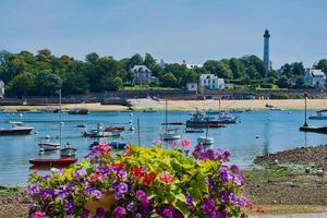 Hafen von Sainte-Marine in der Bretagne foto