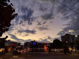 Zentrum der Stadt Necochea bei Sonnenuntergang foto