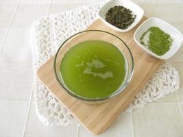 Sencha grüner Tee mit Matcha foto
