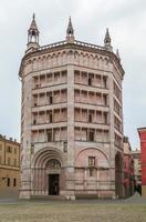 Baptisterium von Parma, Italien foto