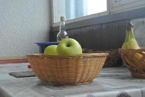 Obst auf dem Tisch foto