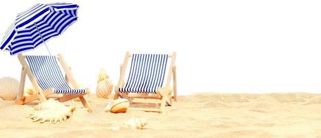 Entspannen Sie sich am tropischen Strand in der Sonne auf Liegestühlen unter einem Sonnenschirm. foto