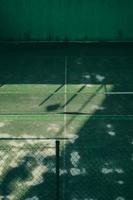 leerer Tennisplatz im Sportzentrum foto