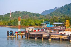 Pier in Surat Thani nach Koh Samui foto